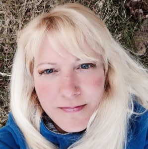 VictoriaElohimApril262014